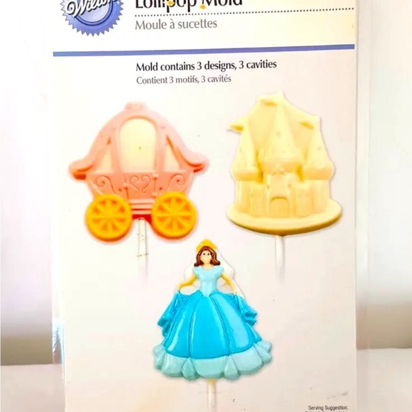 NEW Princess Fairy Tale Chocolate Lollipop Mold,Wilton,2115-1033,Clear Plastic - Picture 4 of 4
